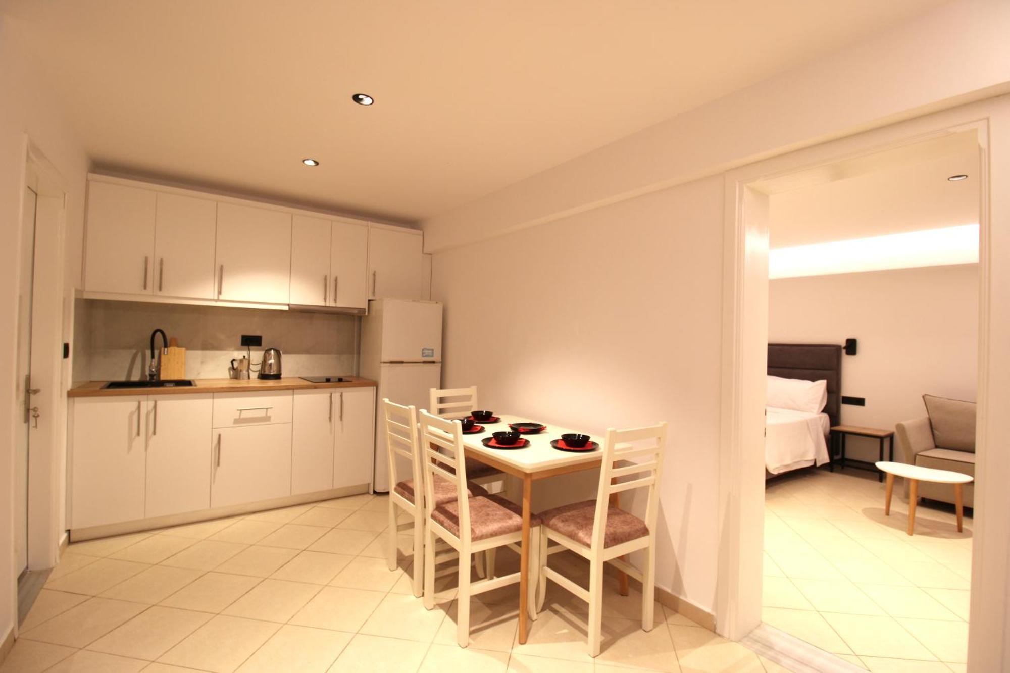 Melina'S Seaside Retreat Apart otel Ksamil Dış mekan fotoğraf